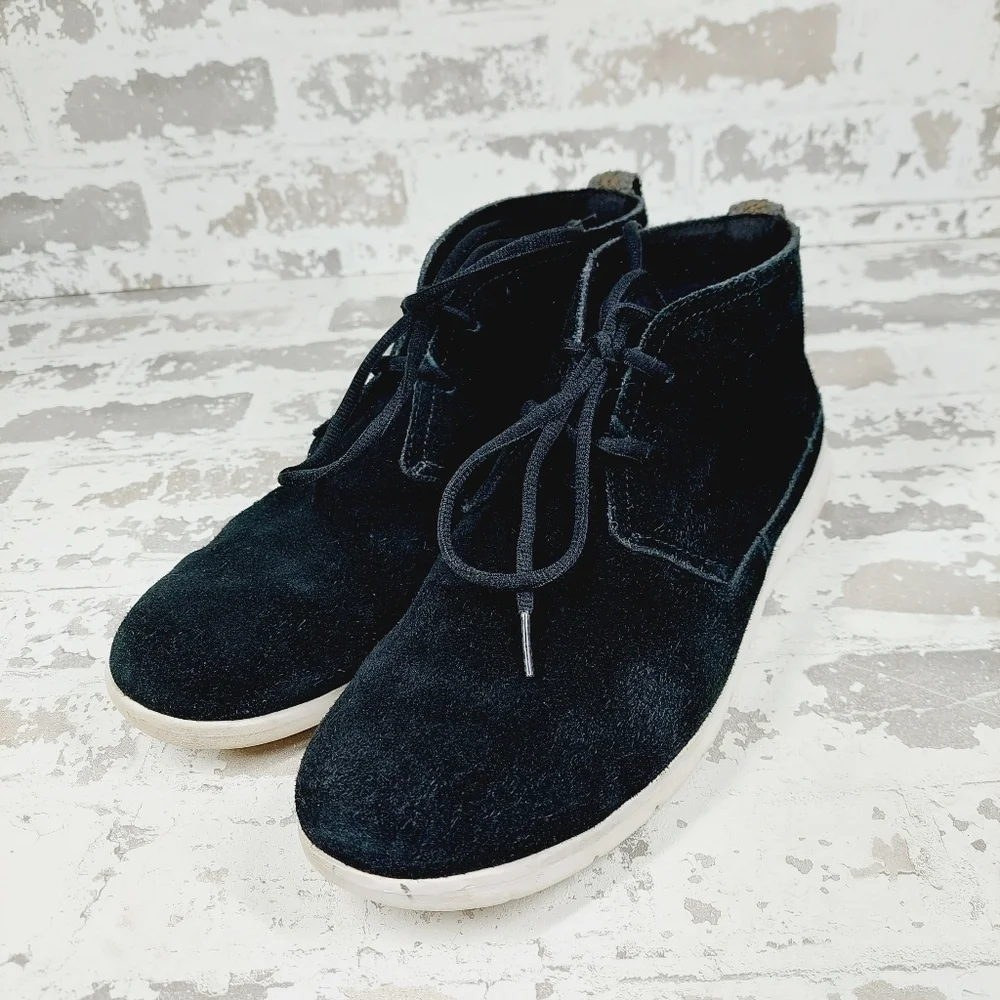 Ugg Casual Lace Up Shoes Black Suede Chukka Boots X367